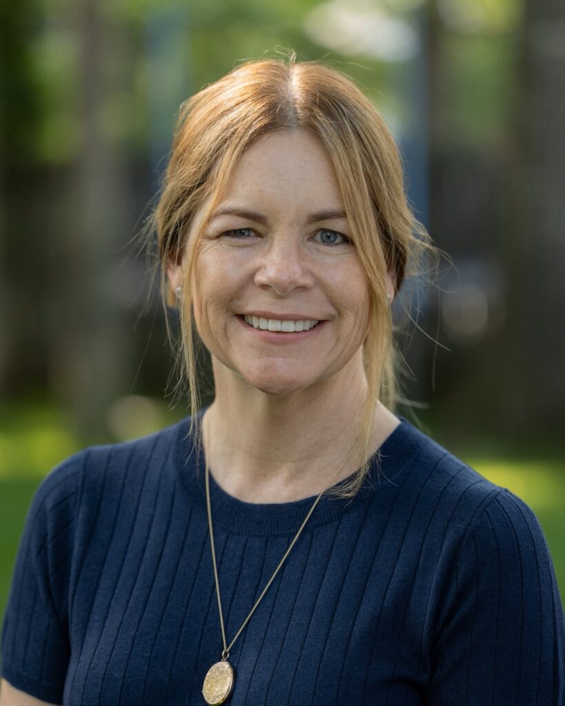 headshot of Sarah Holland