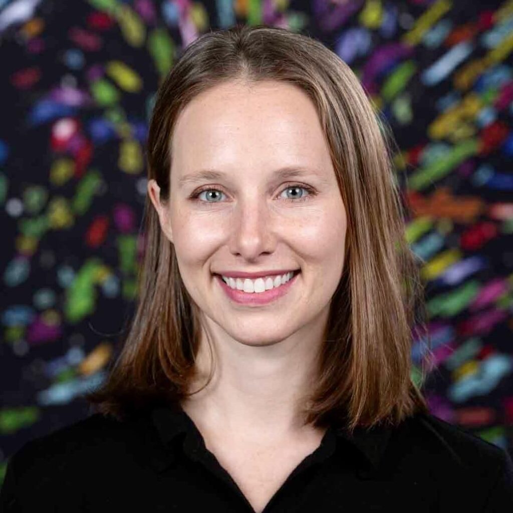 headshot of Alicia Darnell, PhD