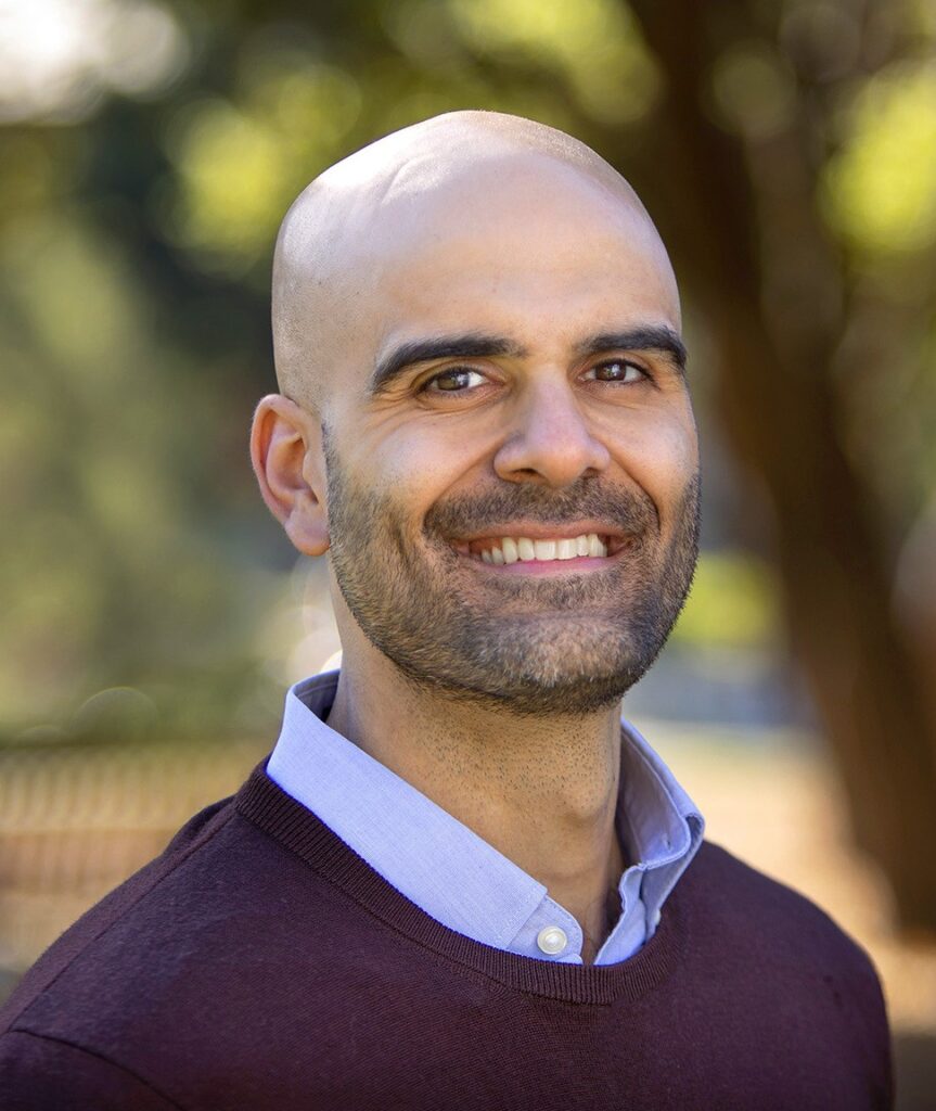 headshot of Sahin Naqvi